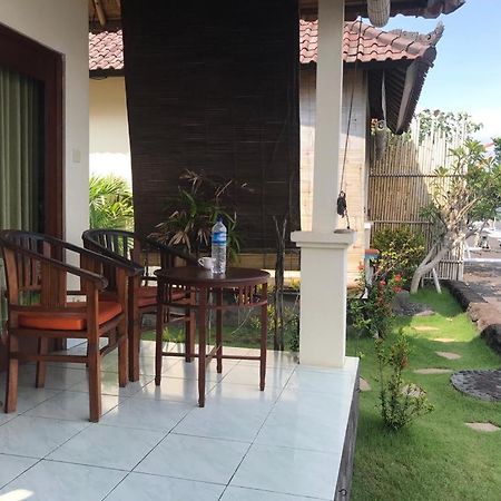 Tambun Sari Beach Homestay อาเม็ด ภายนอก รูปภาพ