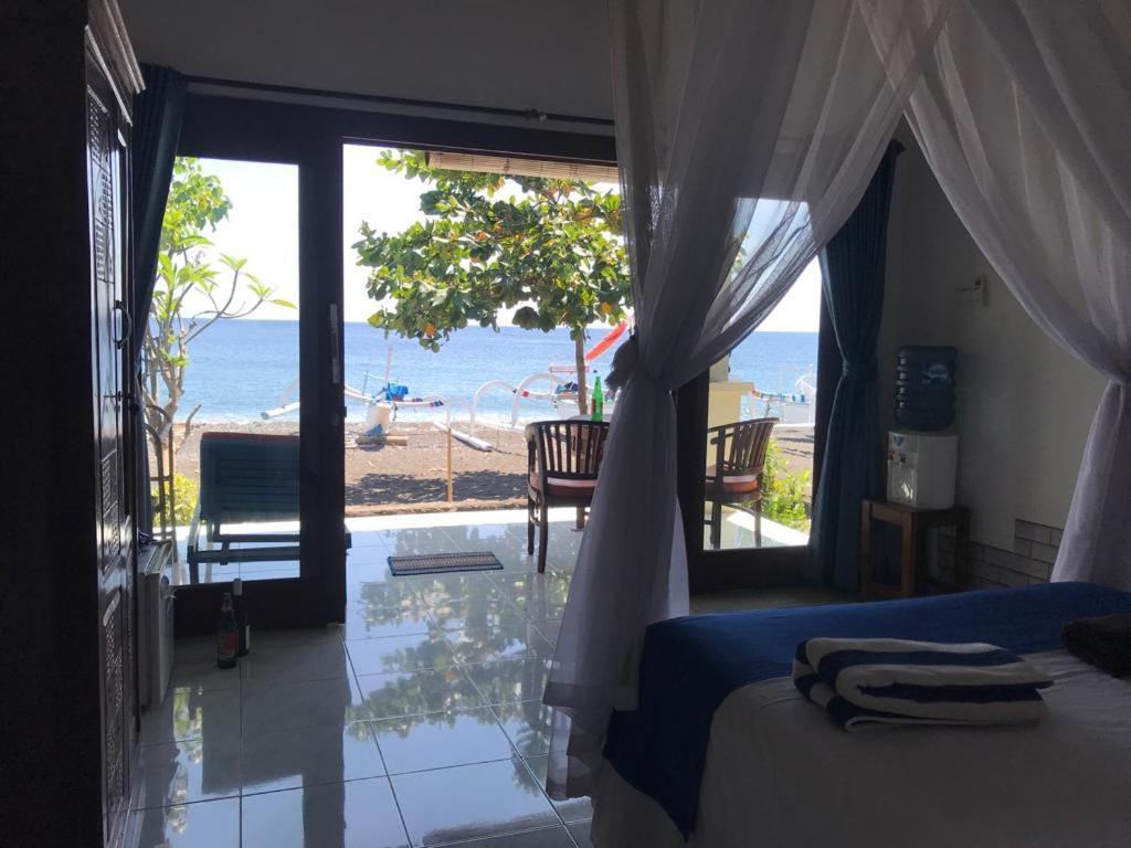 Tambun Sari Beach Homestay อาเม็ด ภายนอก รูปภาพ